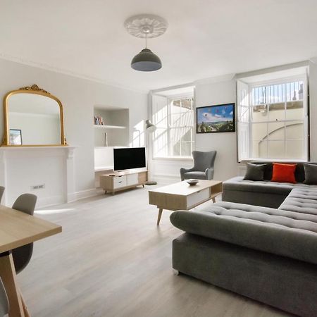 Free Parking! Very Large 2 Bedroom Clifton Flat Bristol Dış mekan fotoğraf
