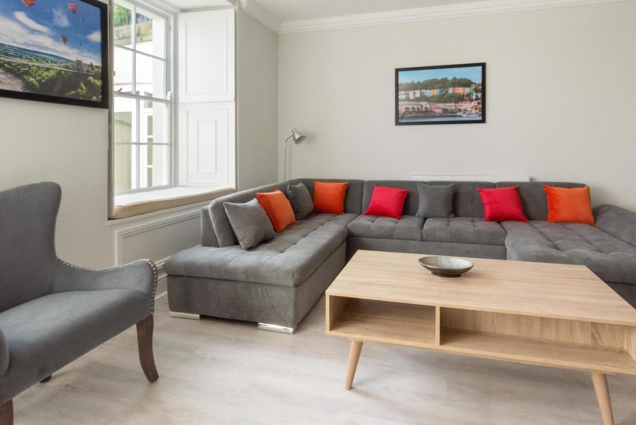 Free Parking! Very Large 2 Bedroom Clifton Flat Bristol Dış mekan fotoğraf