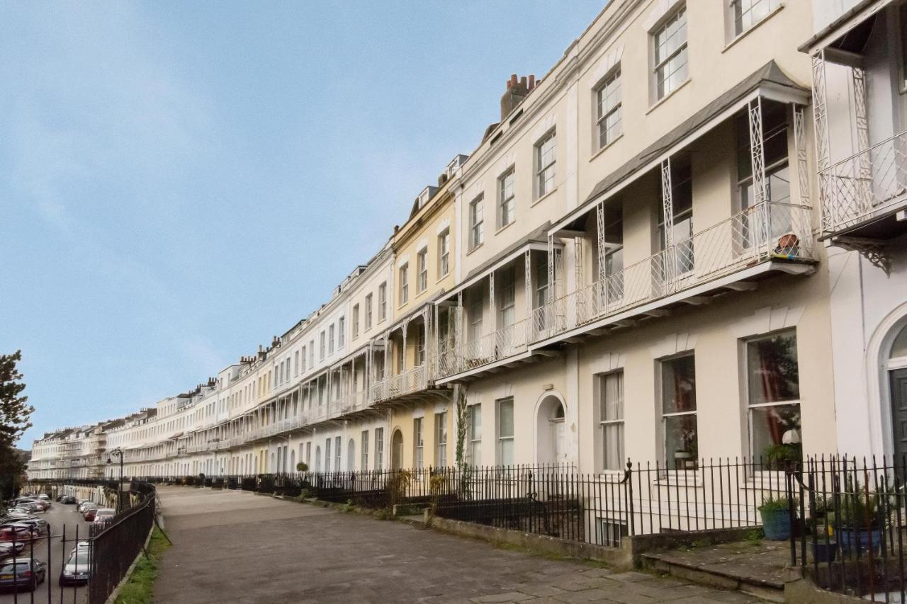 Free Parking! Very Large 2 Bedroom Clifton Flat Bristol Dış mekan fotoğraf