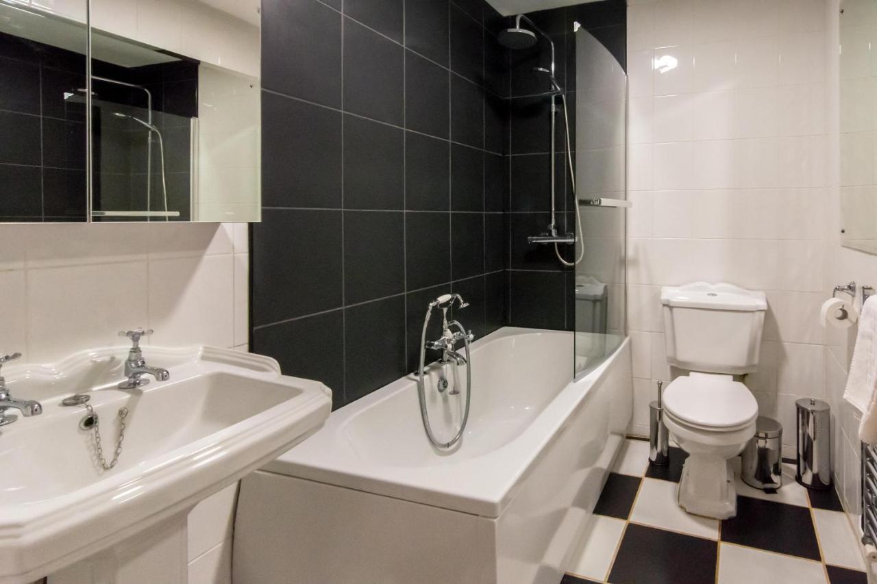Free Parking! Very Large 2 Bedroom Clifton Flat Bristol Dış mekan fotoğraf